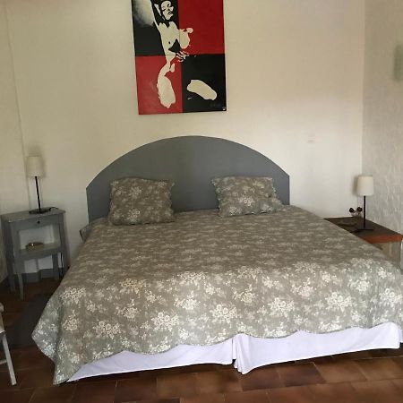 Chambre D'Hotes Le Cedre Apt Eksteriør bilde